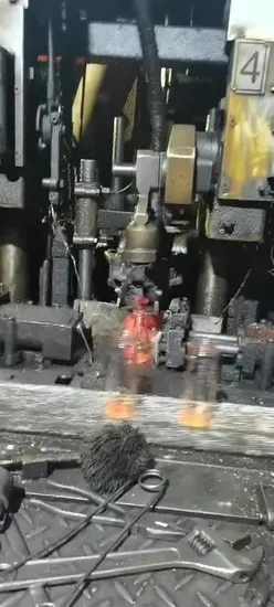 Wholesale New Creative Design 16oz/25oz /30oz/50oz Glass Food Storage Jar with Sealing Ceramic Color Lid 