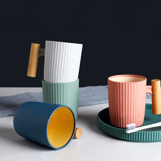 Multi Color Household Couple Set Bathroom Creative Wooden Handle Plastic Toothbrush Cup 